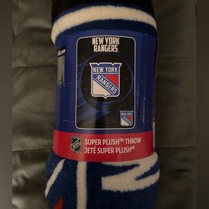 New York Rangers Super Plush Throw Blanket